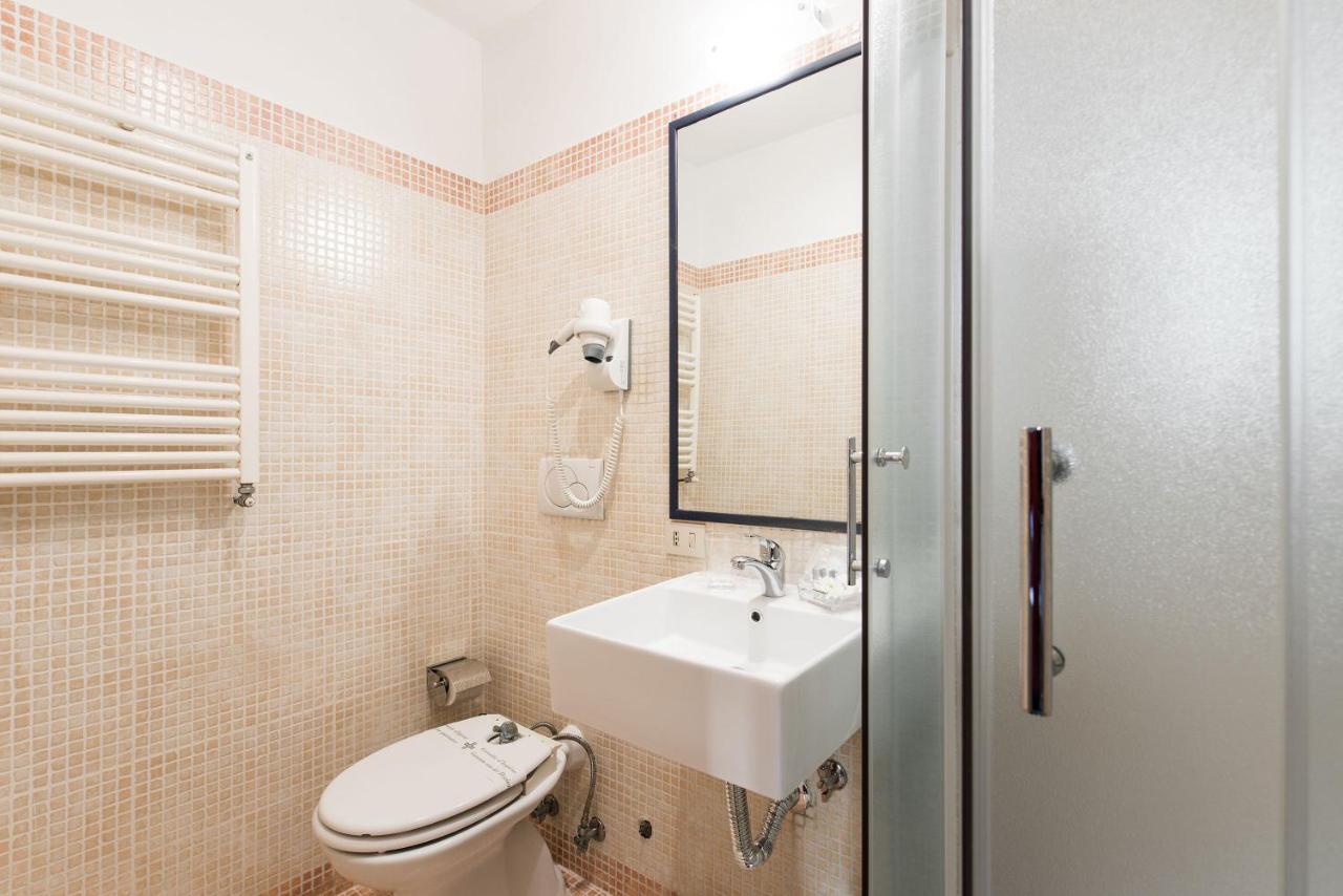 Domus Victoria Guest House Roma Exterior foto